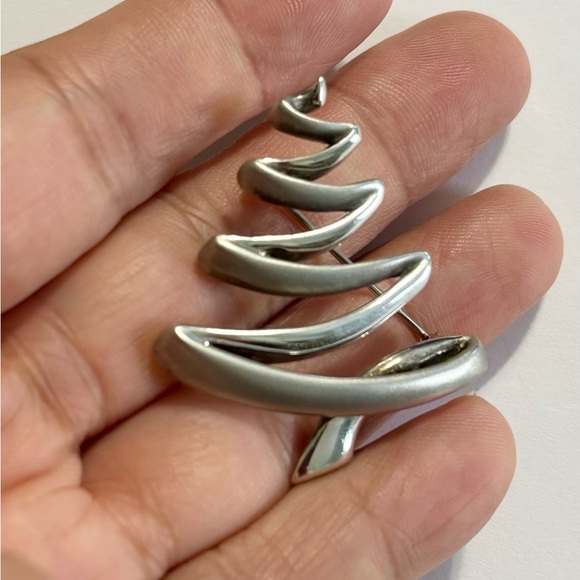 lSterling silver Christmas tree  brooch/ pin… Vintage - Picture 3 of 13